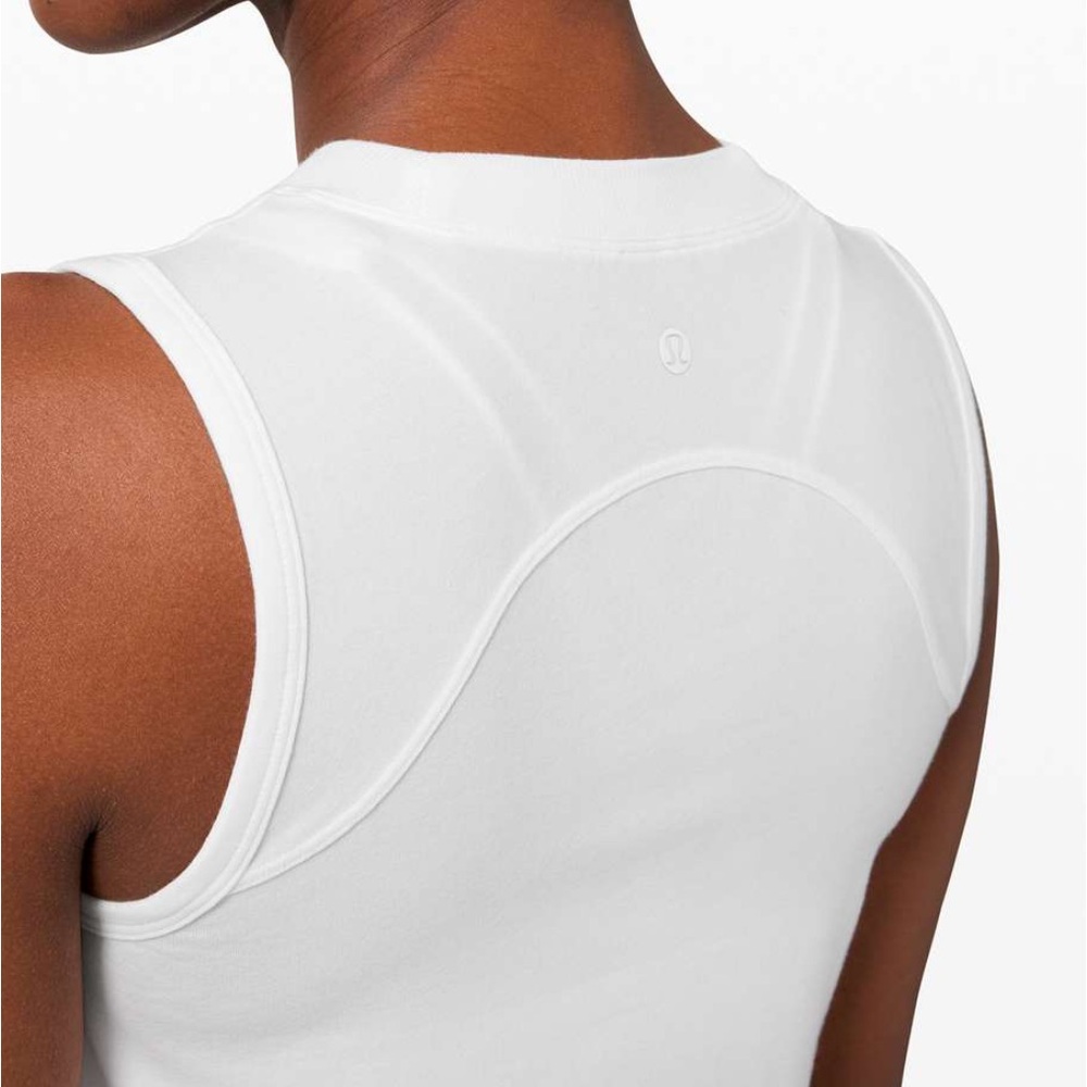 NWT- lululemon cinch me up front tank